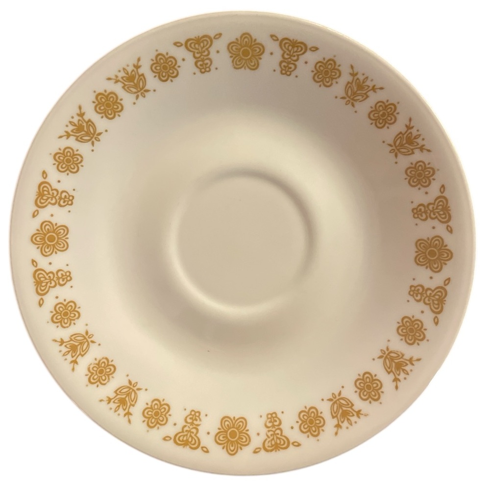 ✨Corelle Butterfly Gold saucer.